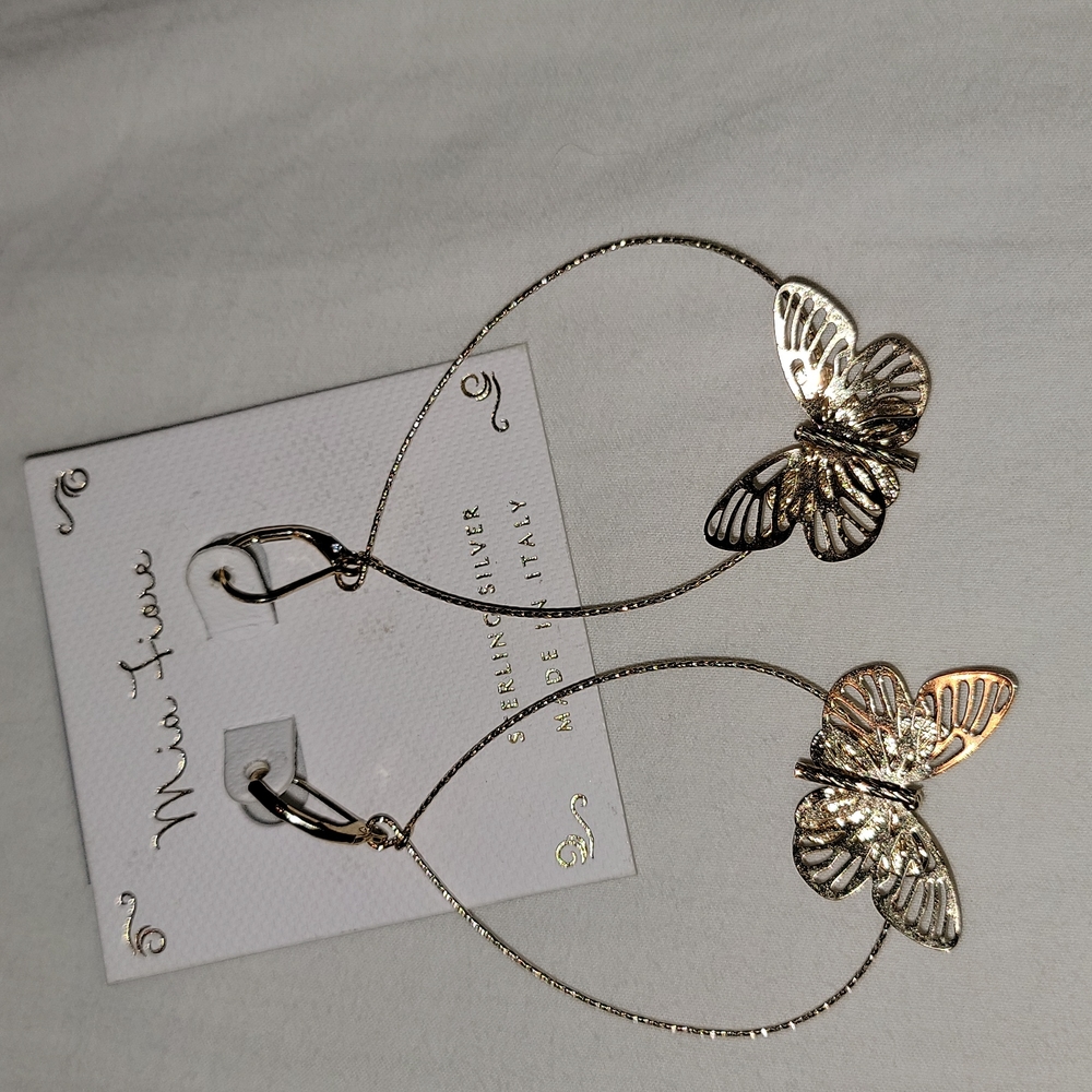 Earings bundle - Picture 4 of 5